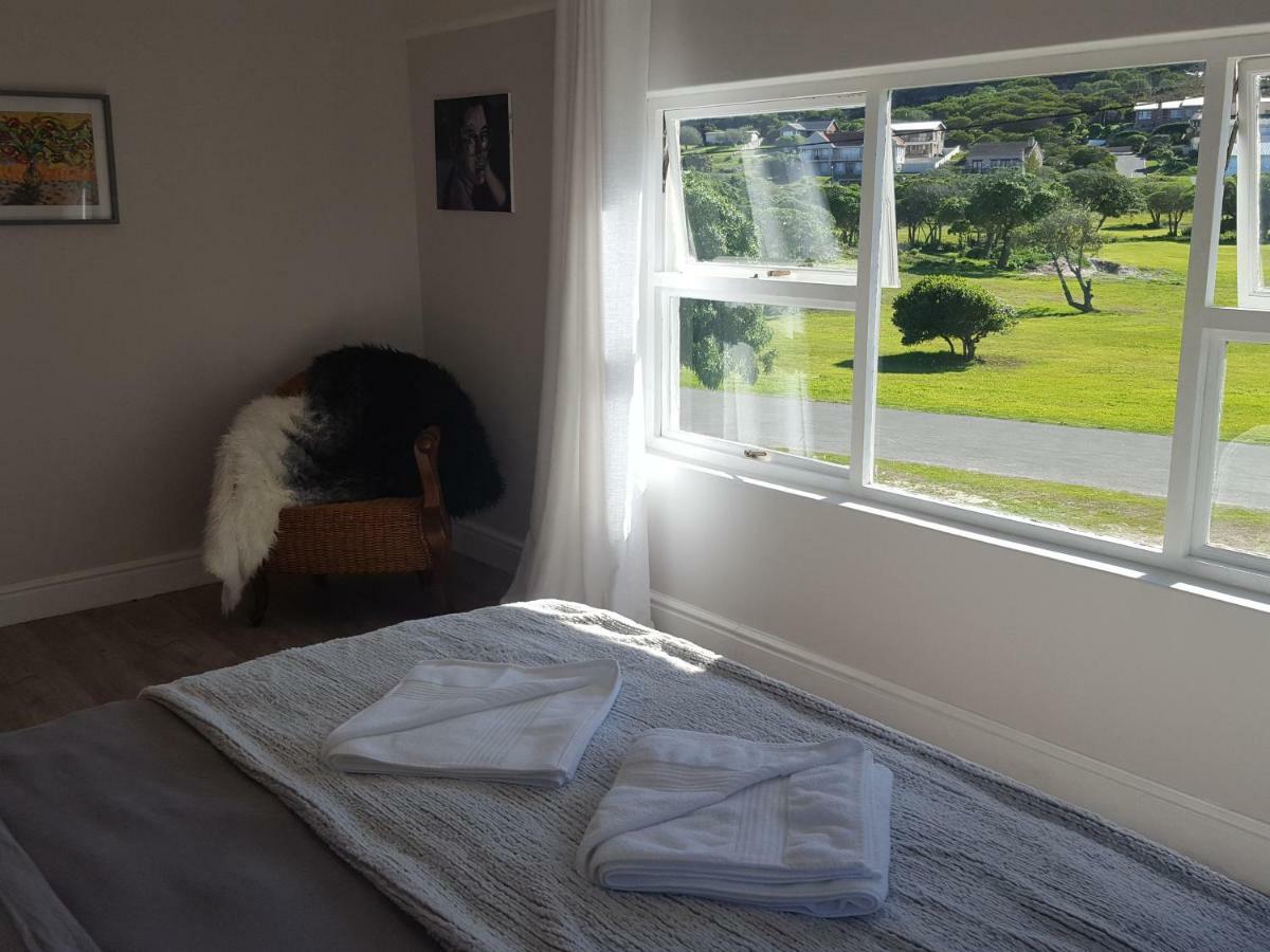 Breeze In Villa Agulhas Exterior photo